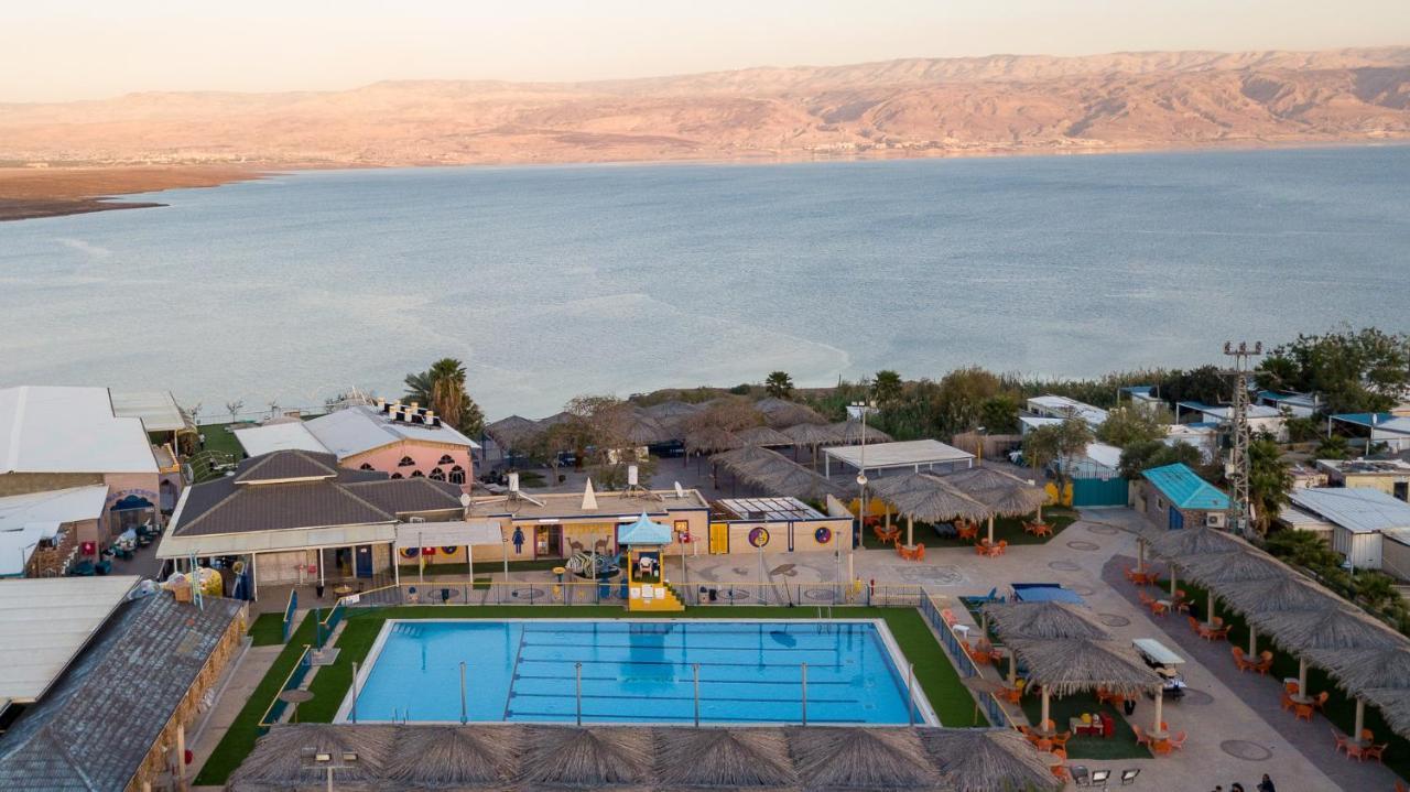 Hotel The Dream Compound- By Biankini Kalia Exterior foto