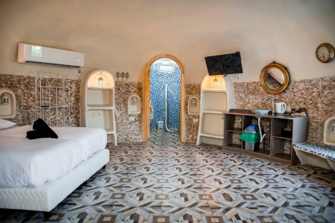 Hotel The Dream Compound- By Biankini Kalia Exterior foto
